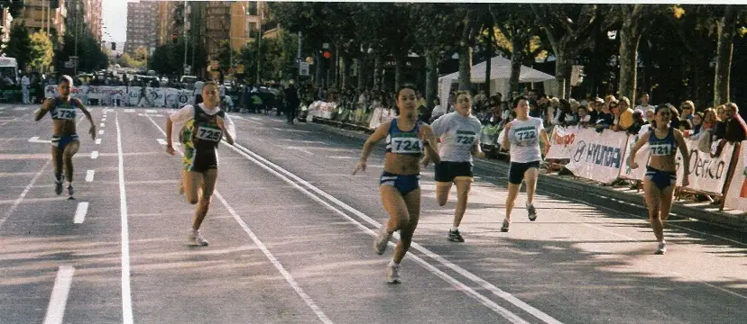 5ª-2000 Serie semifinal chicas, llegando